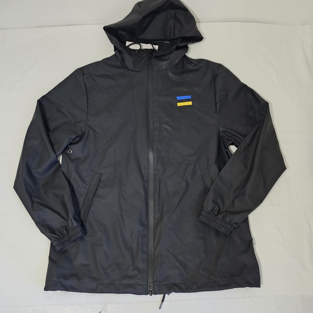 RAINS Storm Breaker Jacket – Black (Size M)